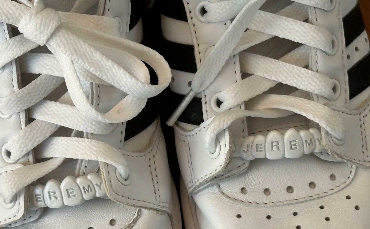  Wings Unisex - White Color Men EU Size 39 1/3 Never Worn