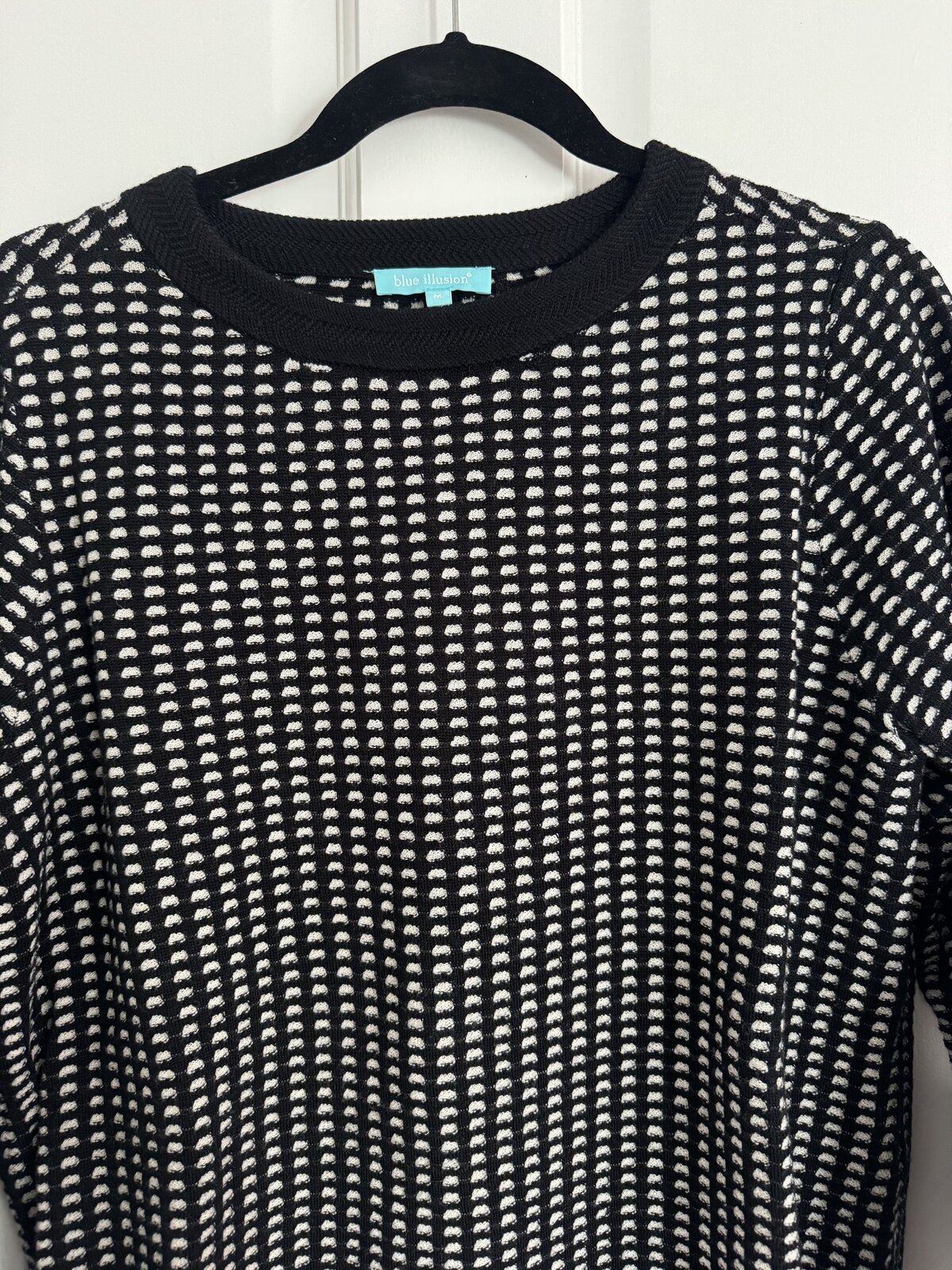  Black and White wool Jumper | hardly worn | M 