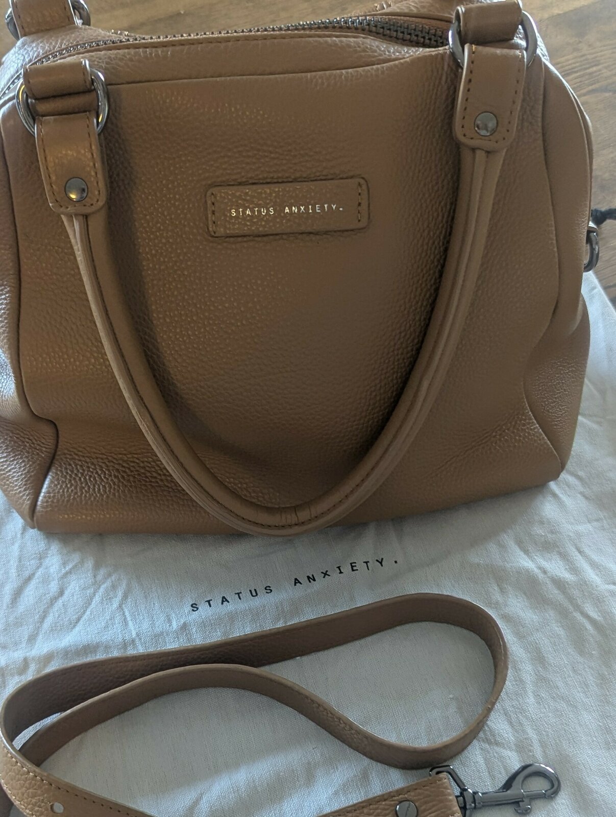 Womens Last Mountains Leather Bag - Camel
