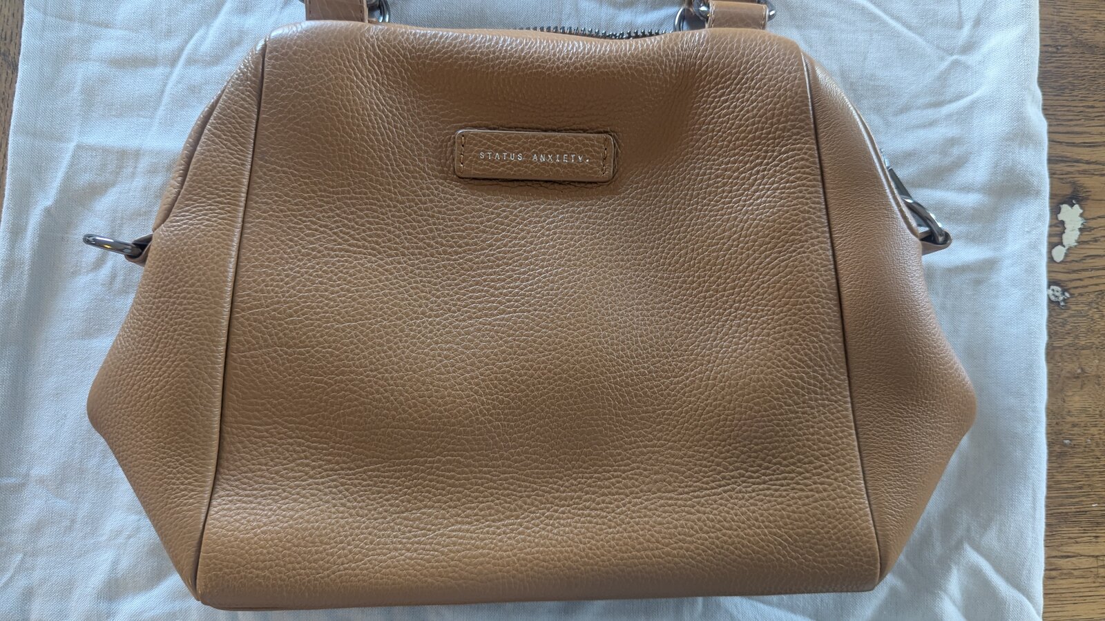 Womens Last Mountains Leather Bag - Camel