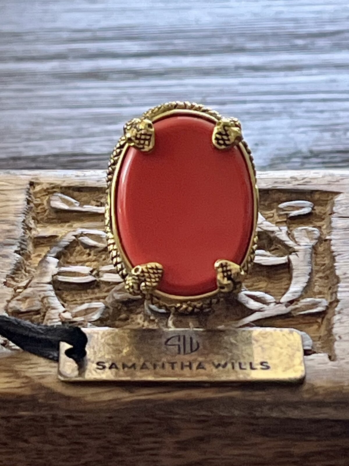 CONCORDIA RING IN GOLD WITH CORAL SIZE 7