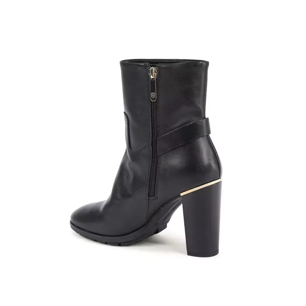 Leather Ankle Boots with Side Zip Detailing - Black / EU41/US11