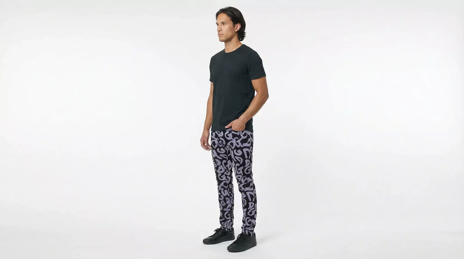 Skinny Graffiti Print Jeans - Black / IT48 | M