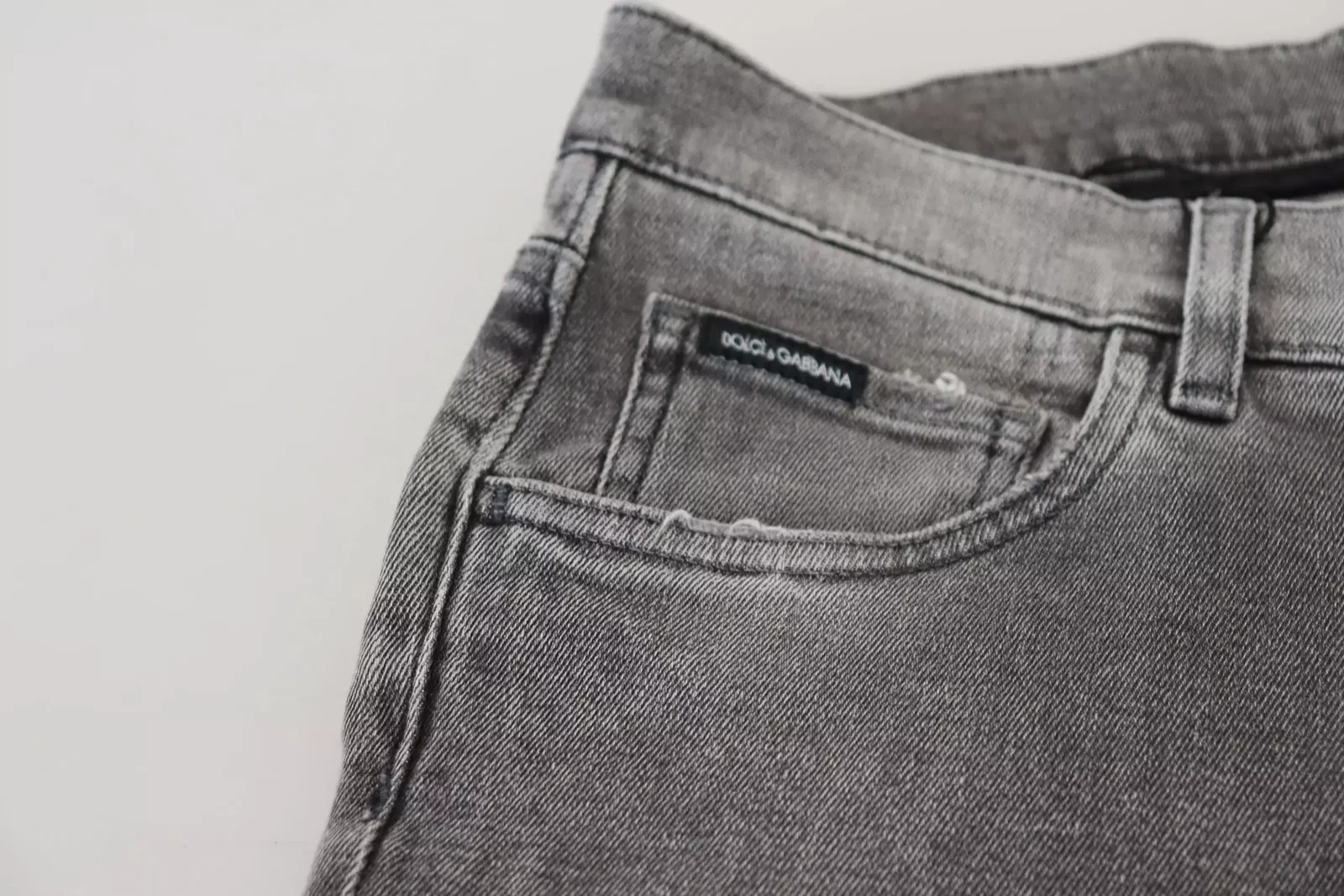 Slim Fit Distressed Jeans - Gray / IT44 | XS