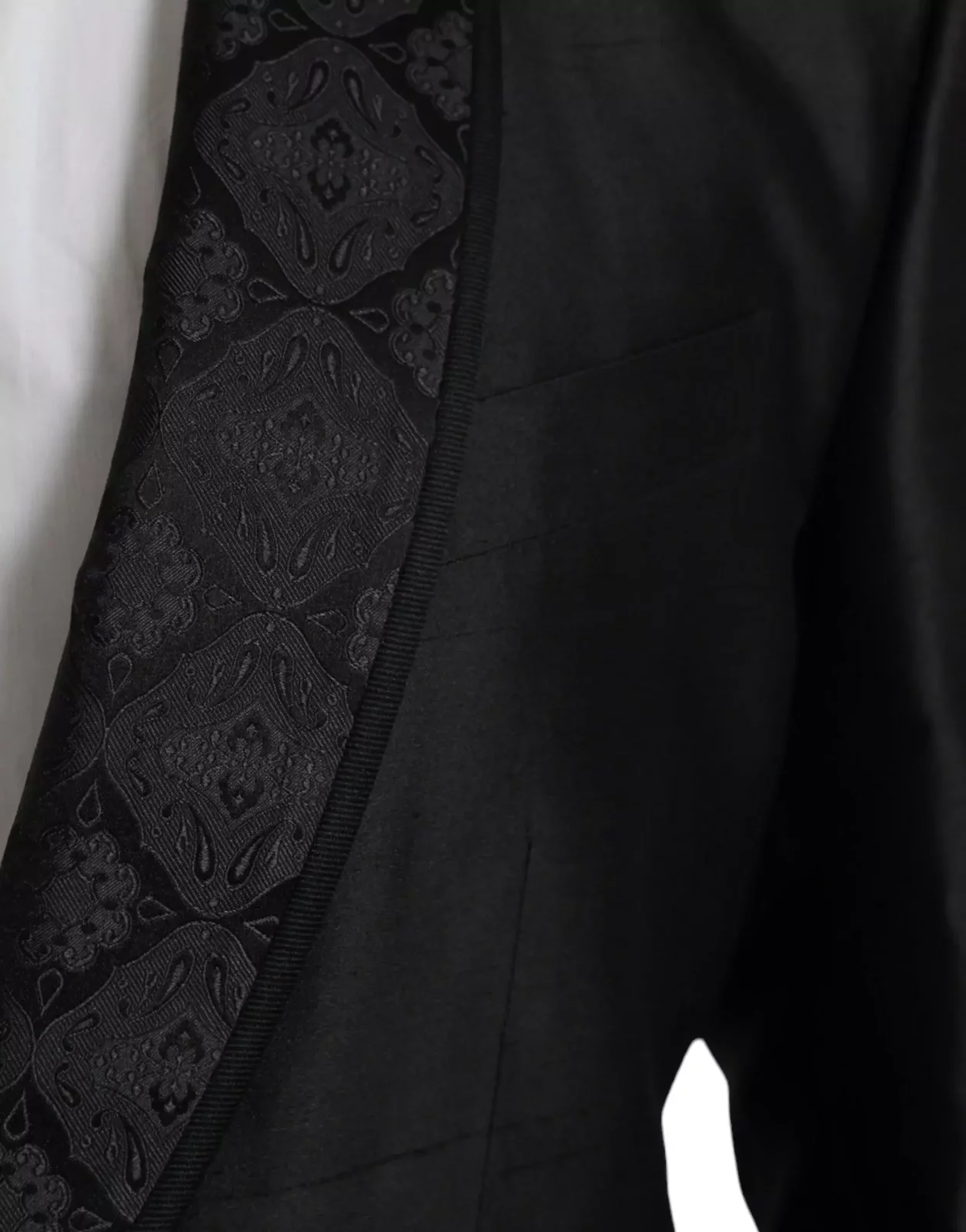 Shawl Collar Embroidered Blazer - Black / IT48 | M