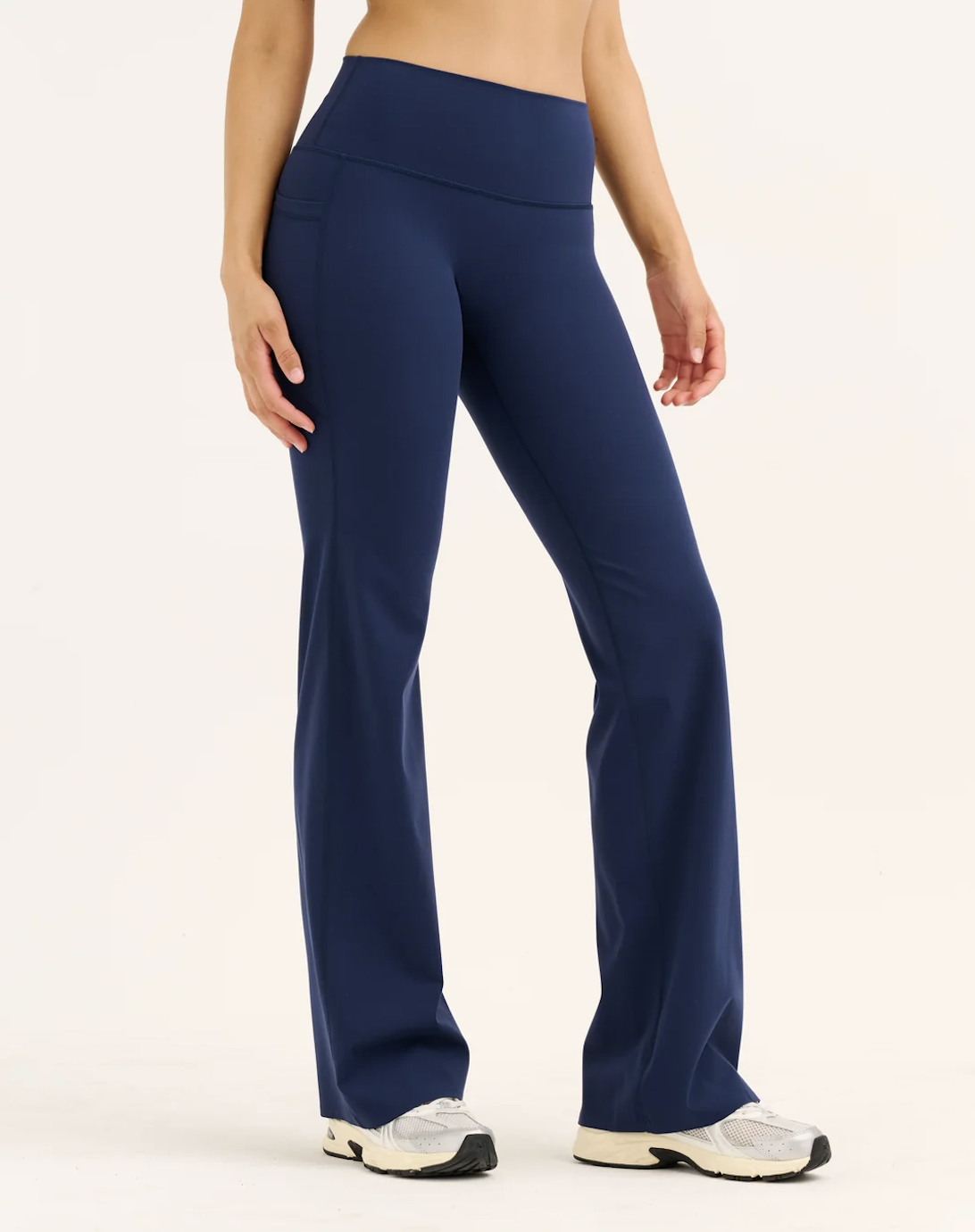 Lycra Invisible Scrunch Straight Leg Pant - Navy (M/L)
