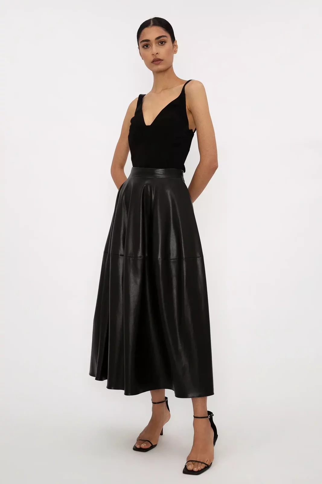 RAVEN TRIACETATE ORBIT BUSTIER