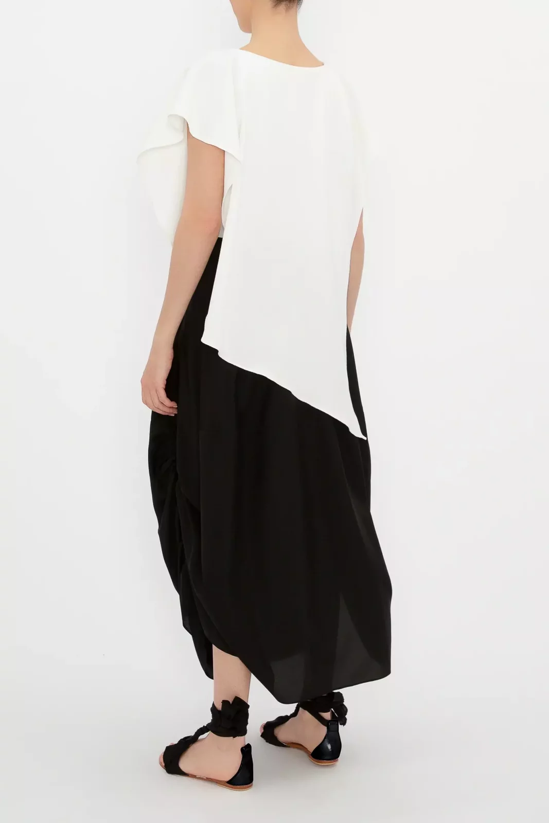 WHITE CRINKLE CREPE ZEN TOP