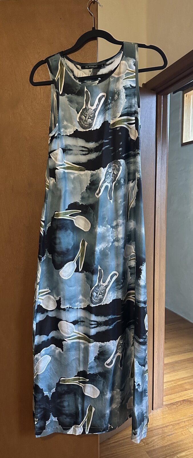 silk maxi dress, size small. Only worn twice.