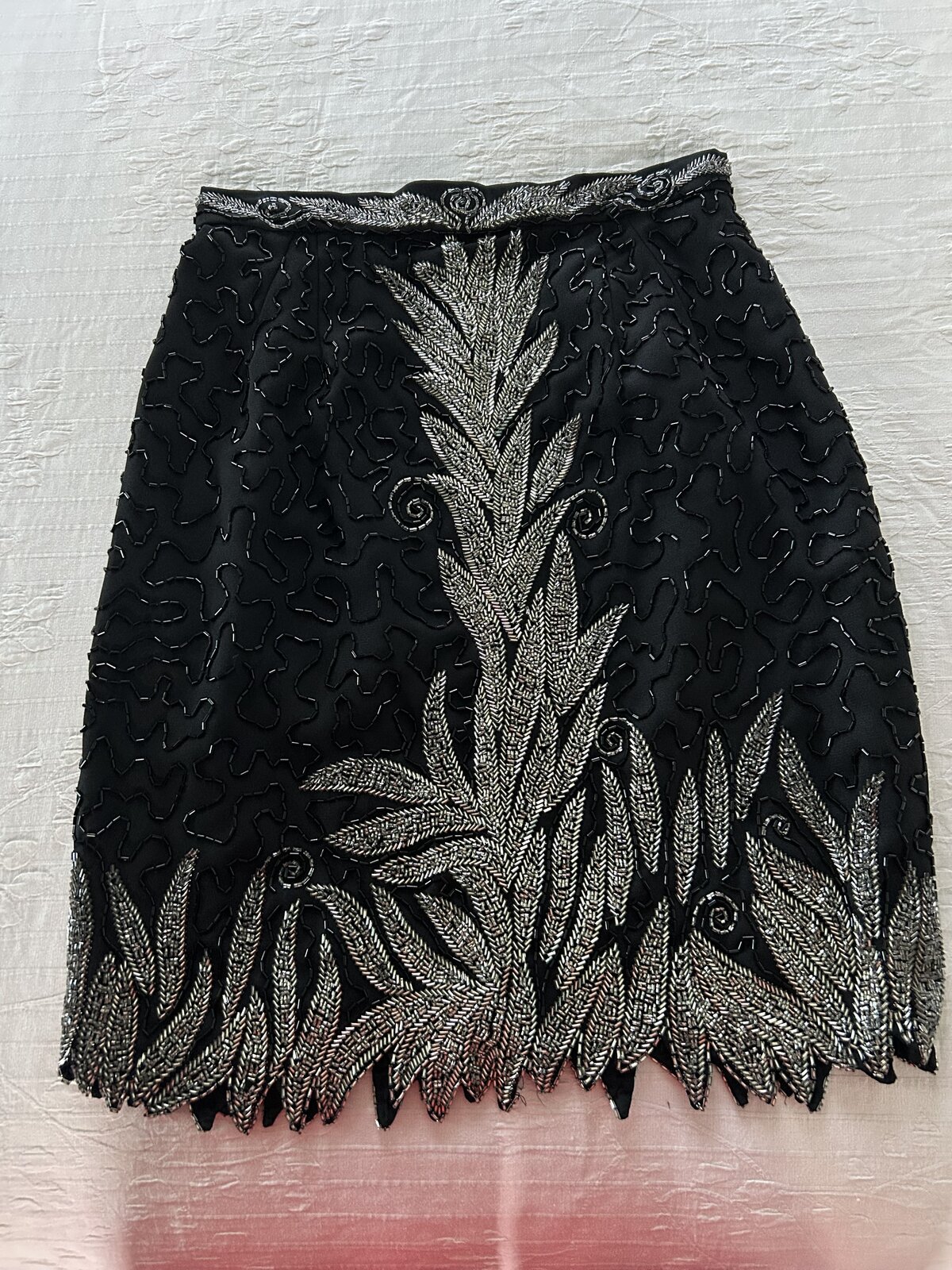 Vintage: Designs beaded skirt