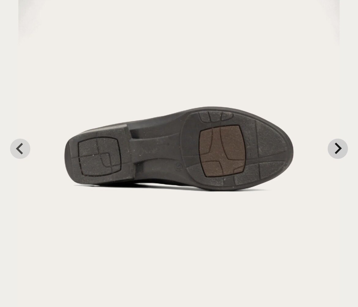 Viento Water Resistant Black Leather boots / 38