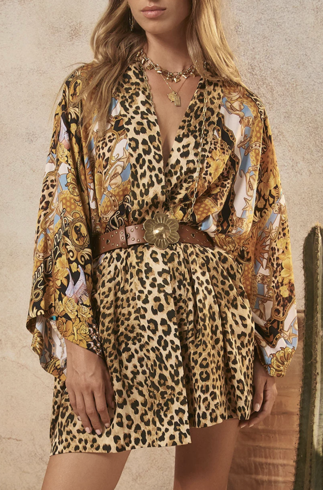 Lovers & Dreamers Short Robe