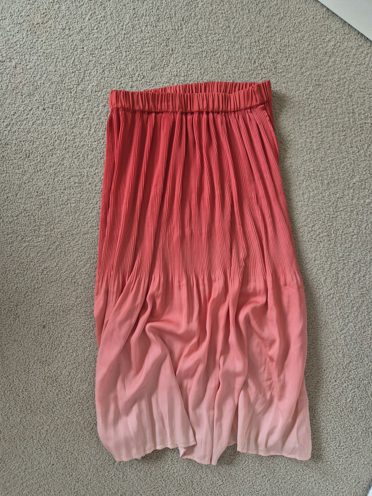 Ombre skirt
