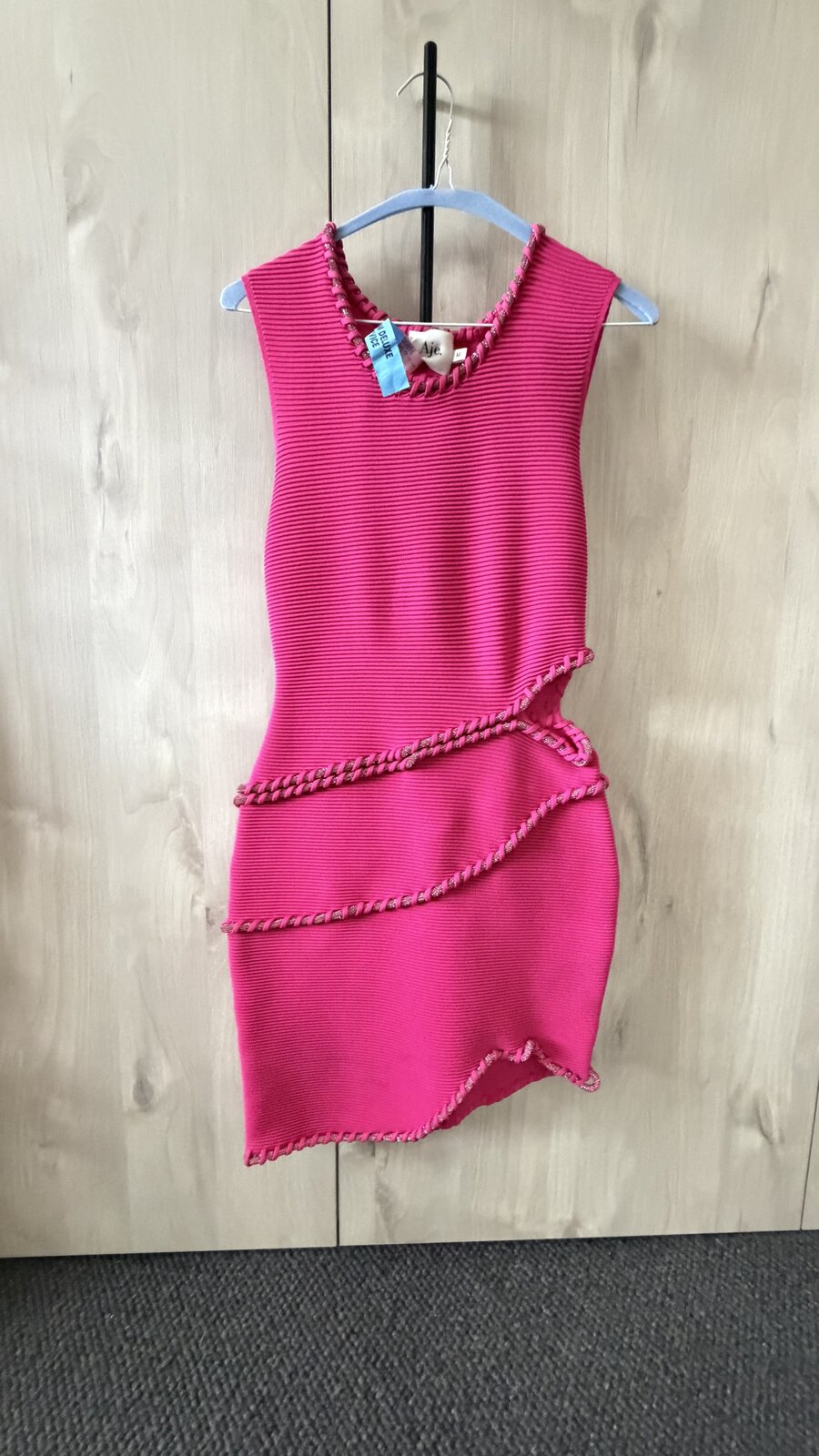 Undulating Fuschia Mini size 10/M