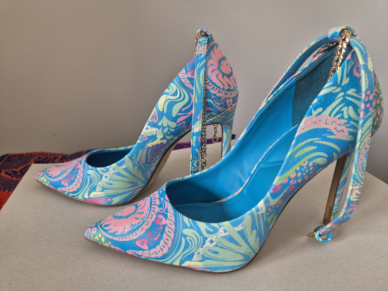 heels
