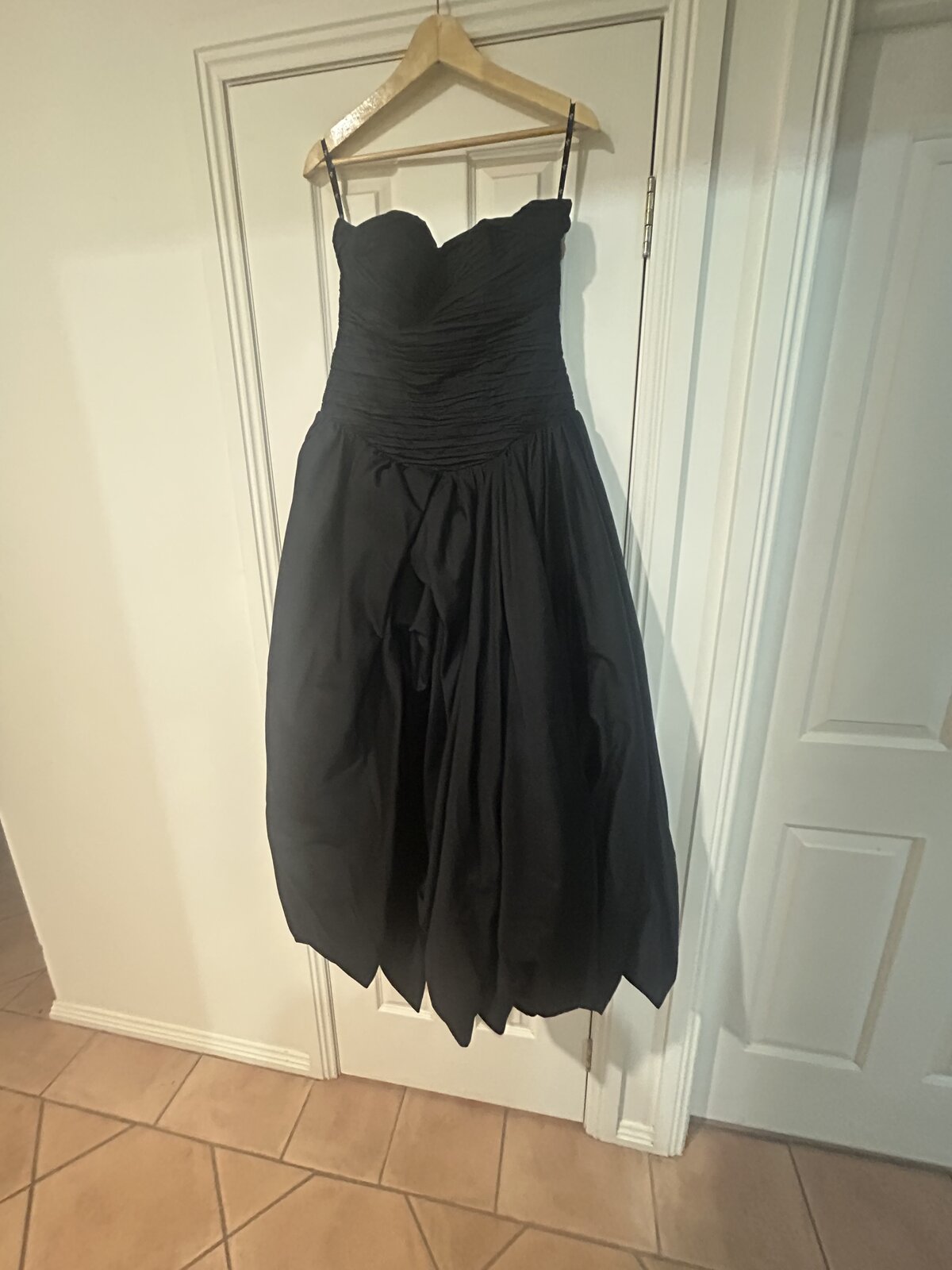 VIOLETTE BUBBLE HEM MAXI DRESS