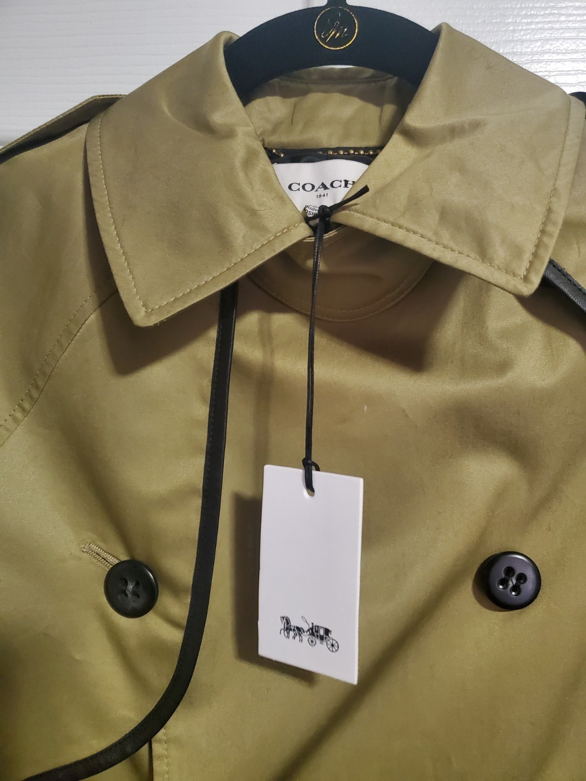 Trench Coat Size - 4 BNWT