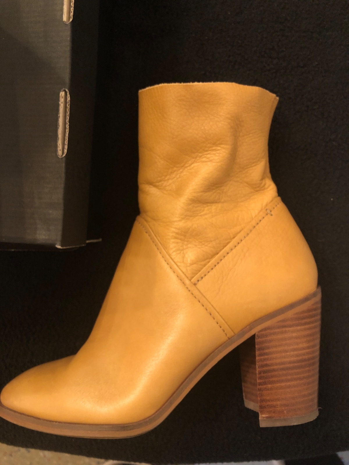 Camel leather boots Size 7.5