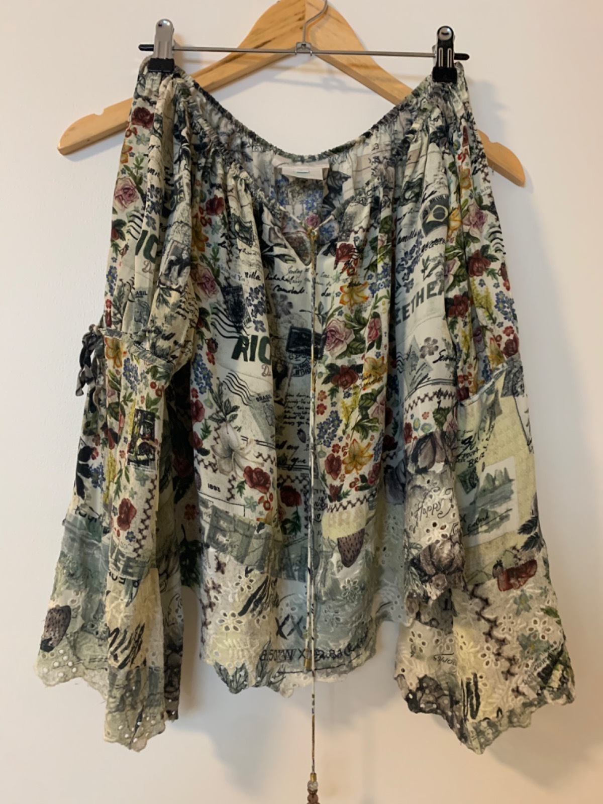 Off the shoulder top Size 6