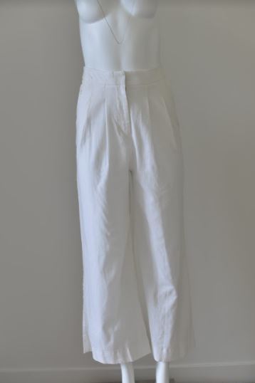White linen trousers Size 6 - AirRobe