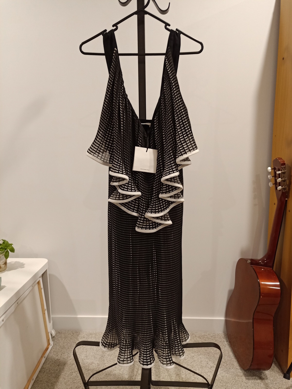 The Lucy Iris Pleat Dress Size 8-10 BNWT