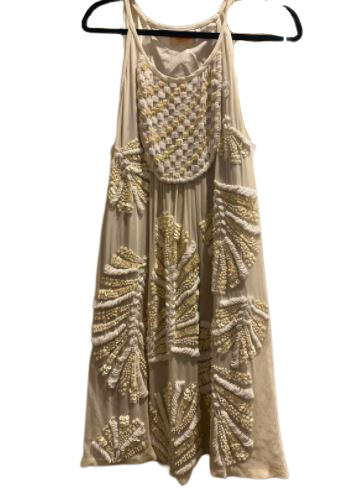 Beaded white cocktail dress Size 6