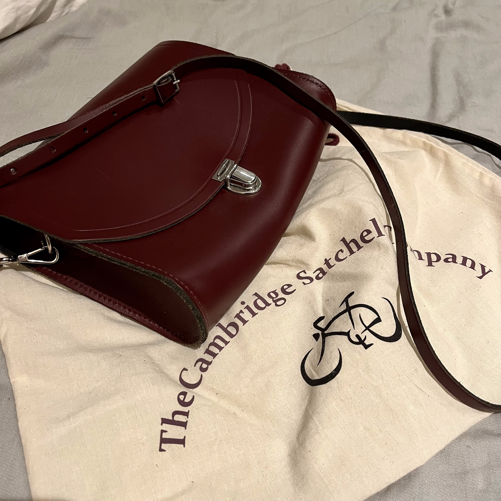 Cambridge Satchel Company The Pushlock Crossbody Bag AirRobe