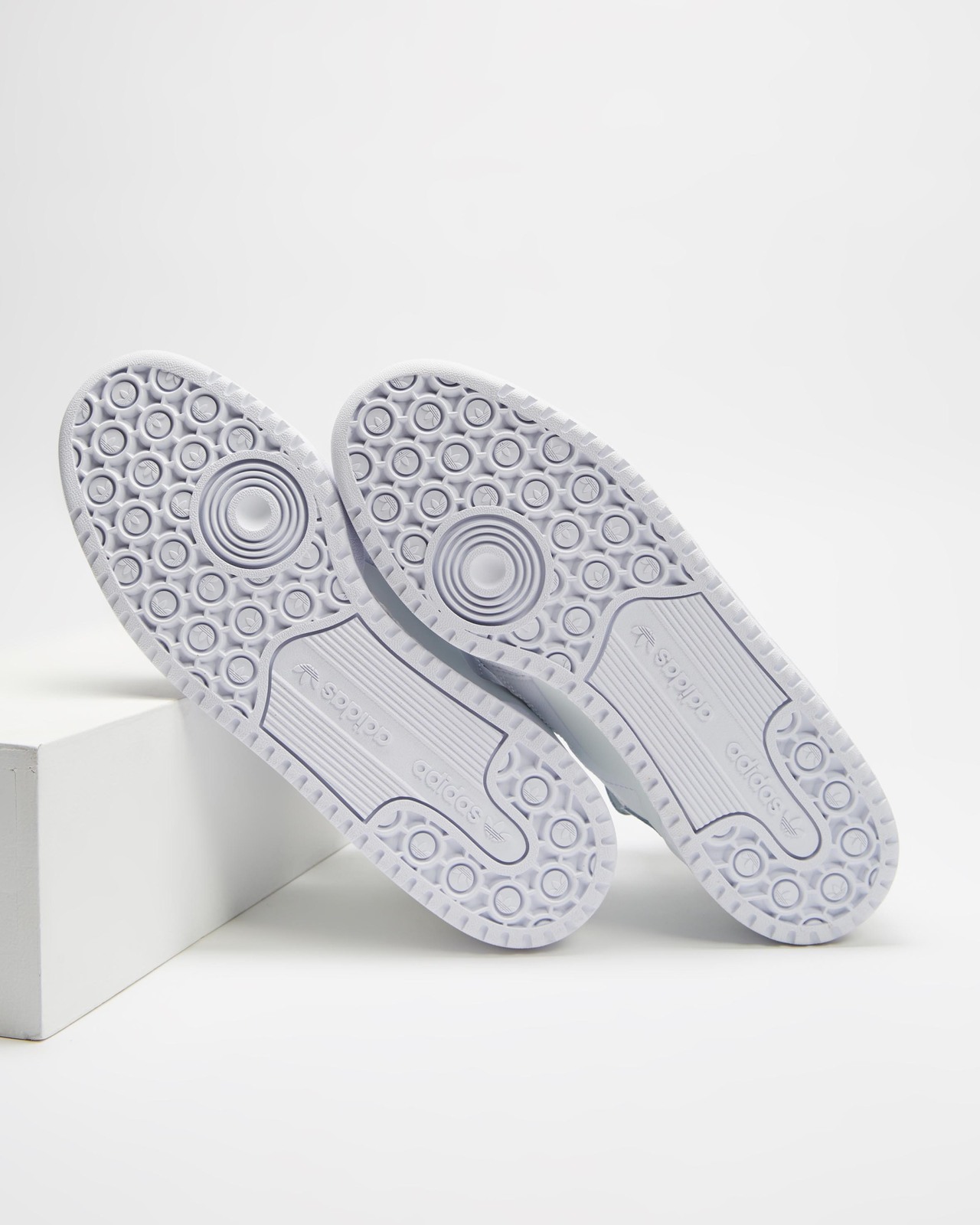 Forum Mid Shoes Unisex Size AU 8