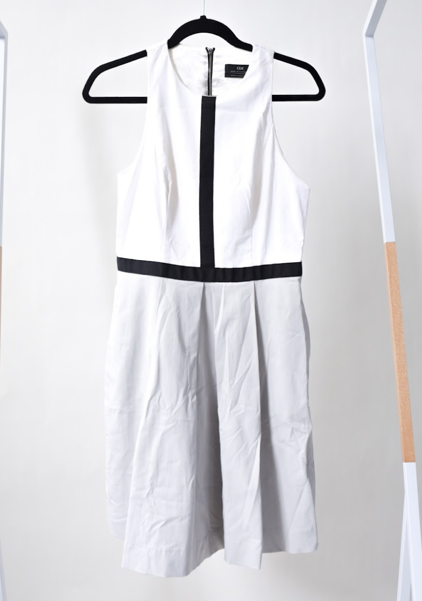 White Pleated Mini Dress With Black Detail Size 10