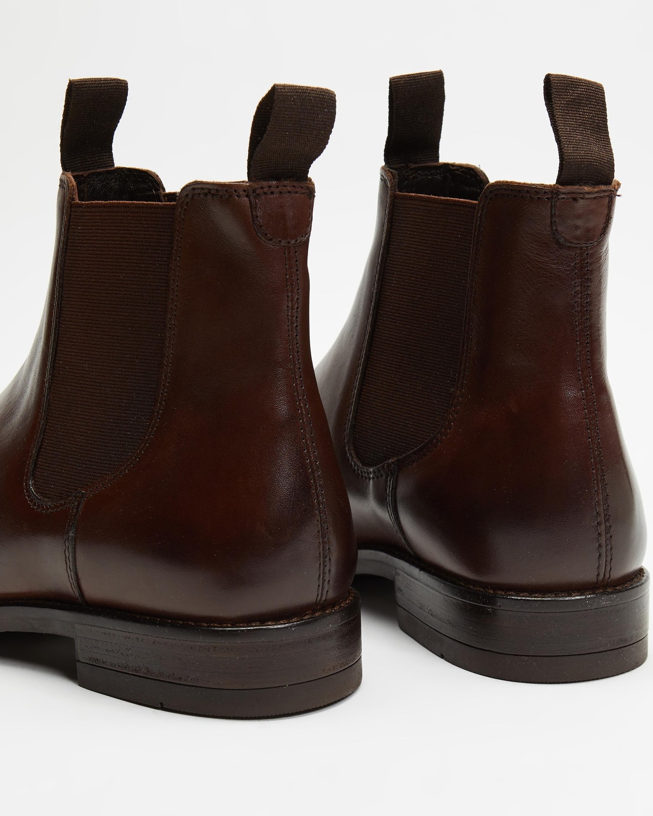 Carson Leather Gusset Boots