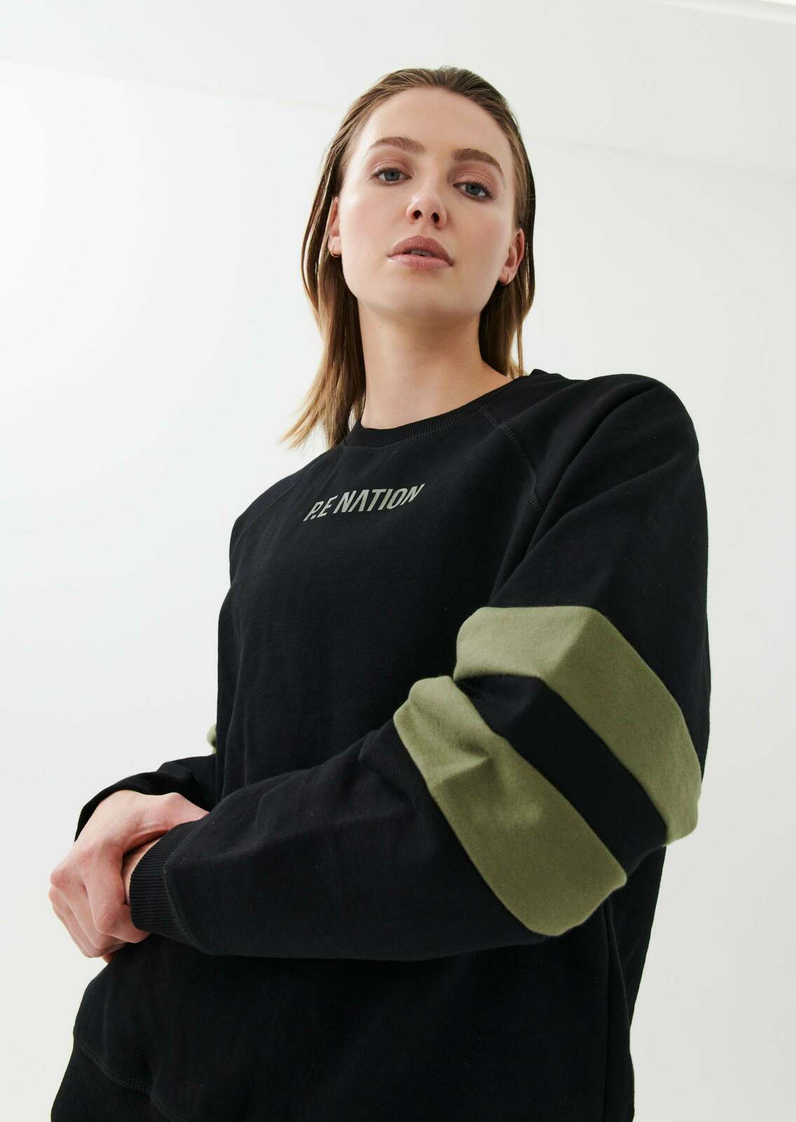 BOUNDARY LINE SWEAT IN BLACK