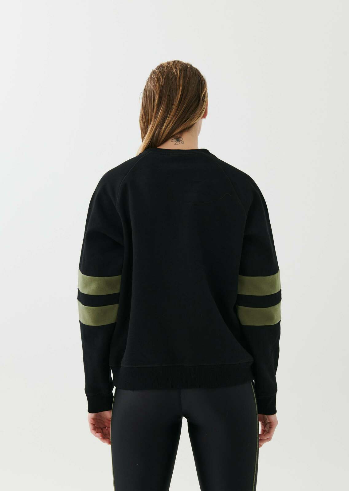 BOUNDARY LINE SWEAT IN BLACK