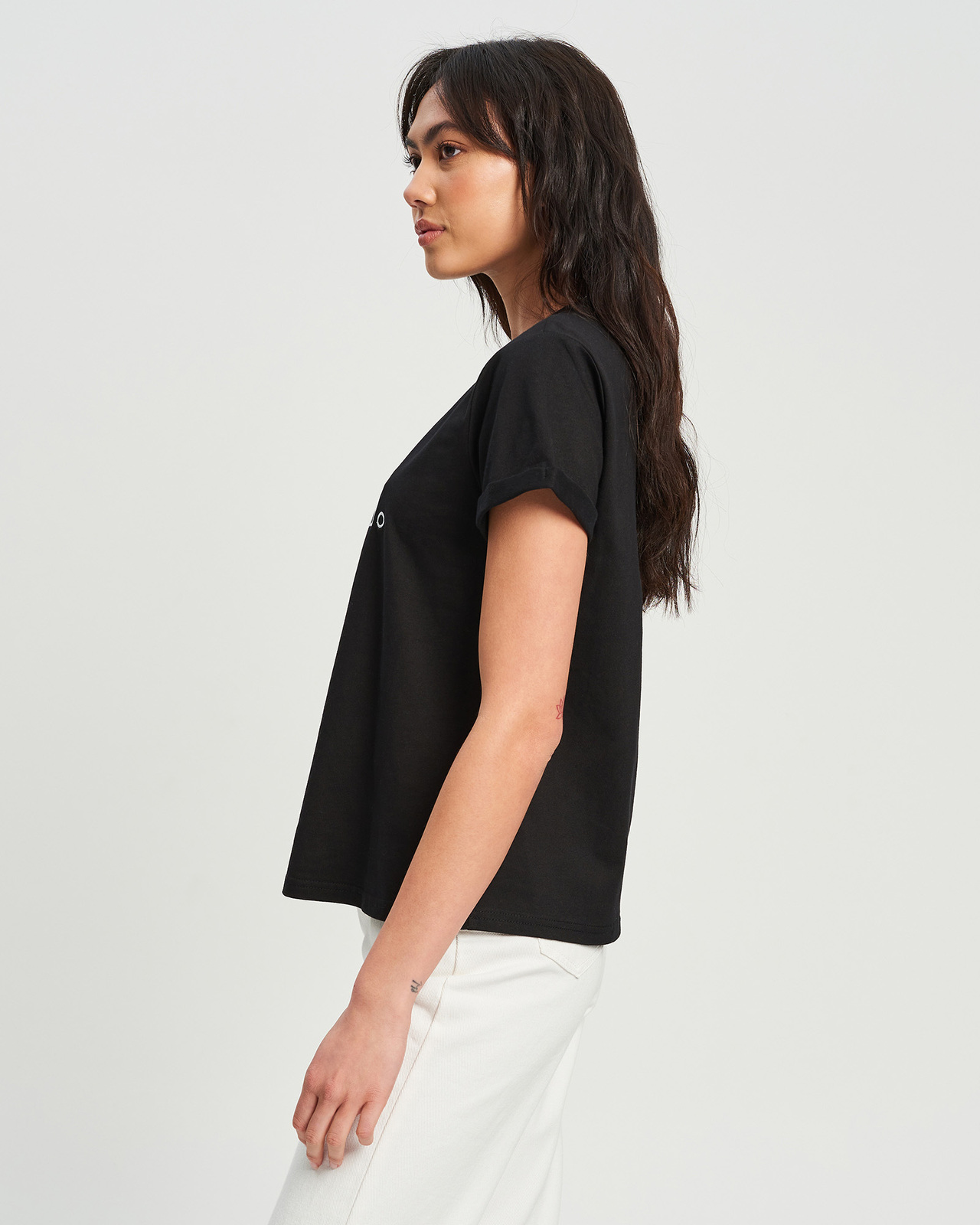 Outline Tee