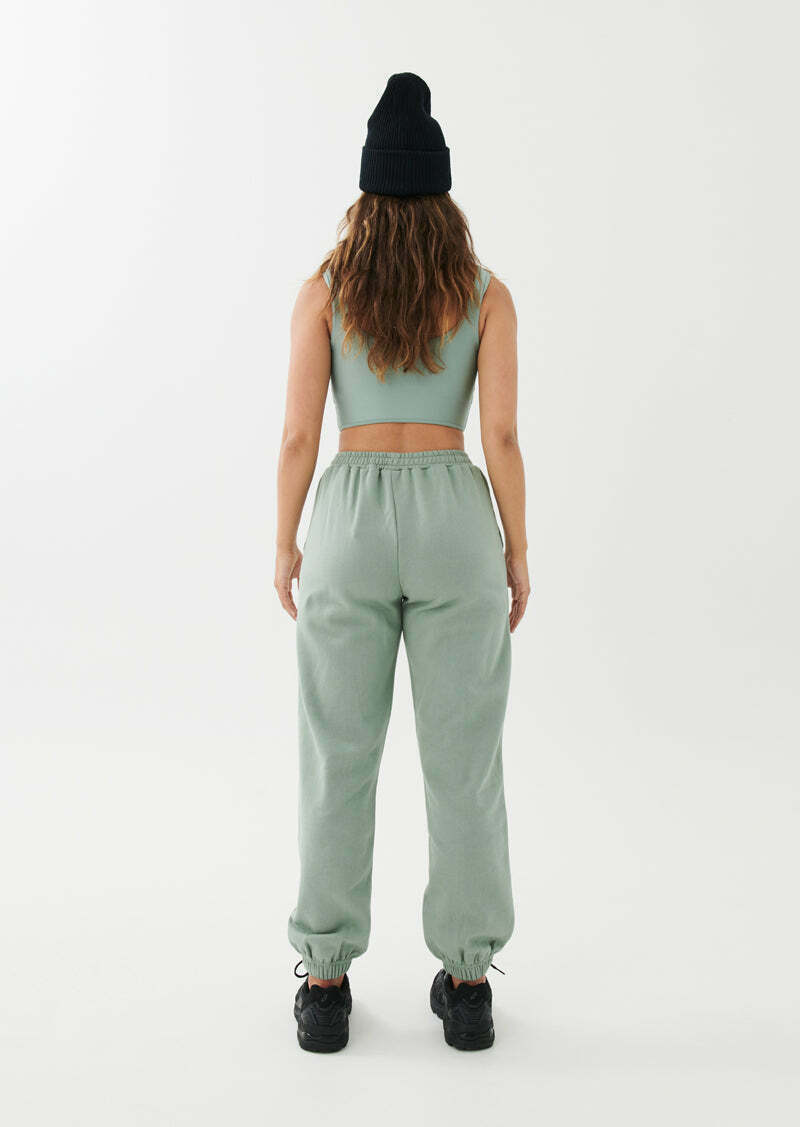 GRAND STAND TRACKPANT IN ICEBERG GREEN