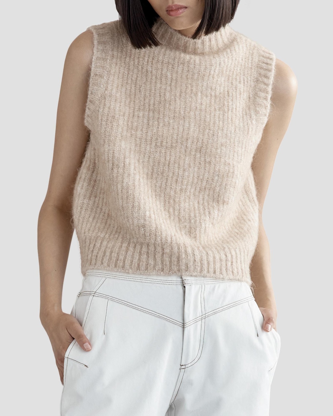 Morrison Eve Vest. Size 4 AirRobe