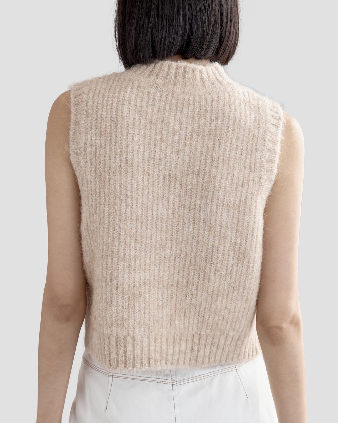 Morrison Eve Vest. Size 4 AirRobe