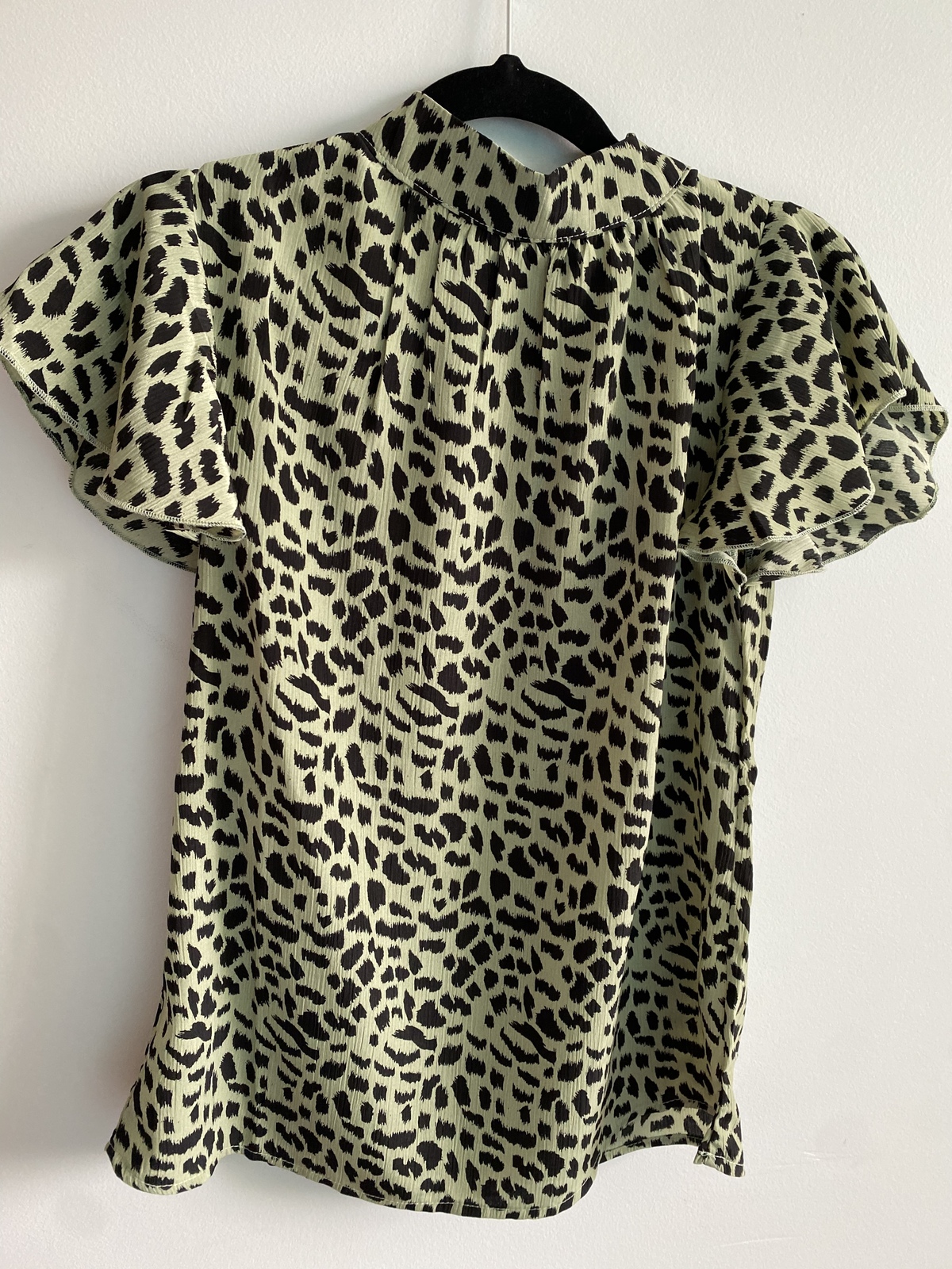 Fia Flutter Sleeve Blouse Size 8 BNWT