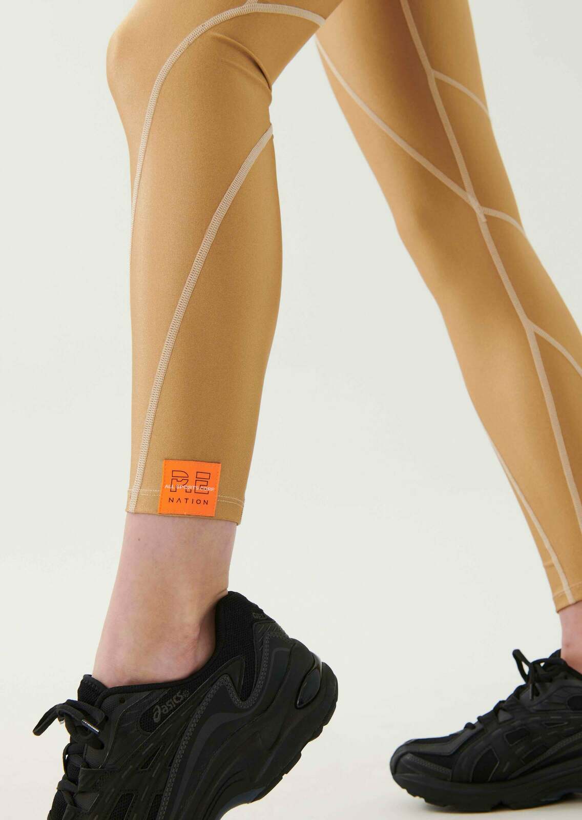 MAGNITUDE LEGGING IN RATTAN