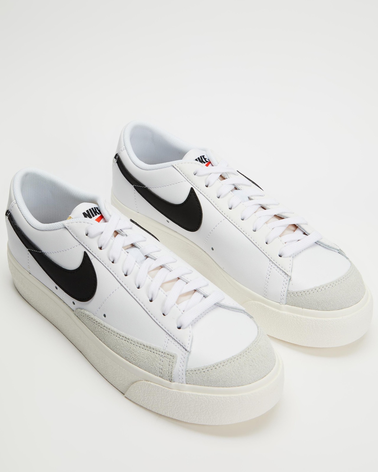 Blazer Low Platform - Women's