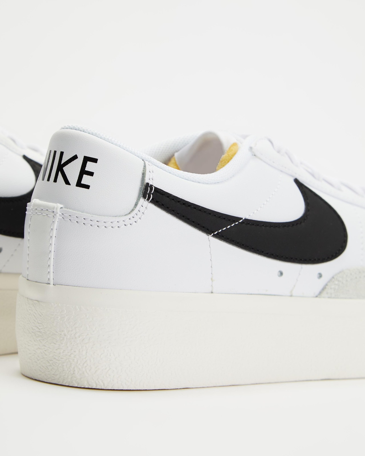 Blazer Low Platform - Women's