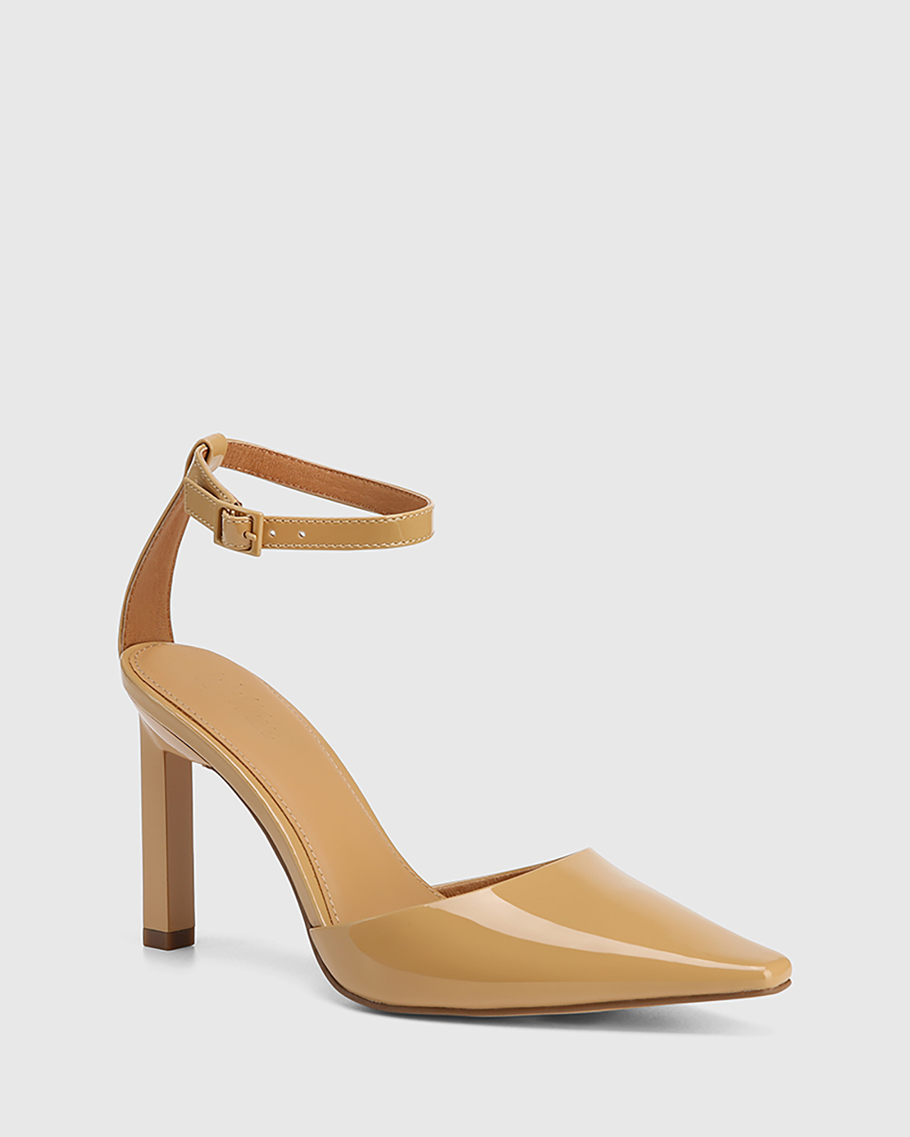 Hochi Patent Leather Stiletto Heel Pumps