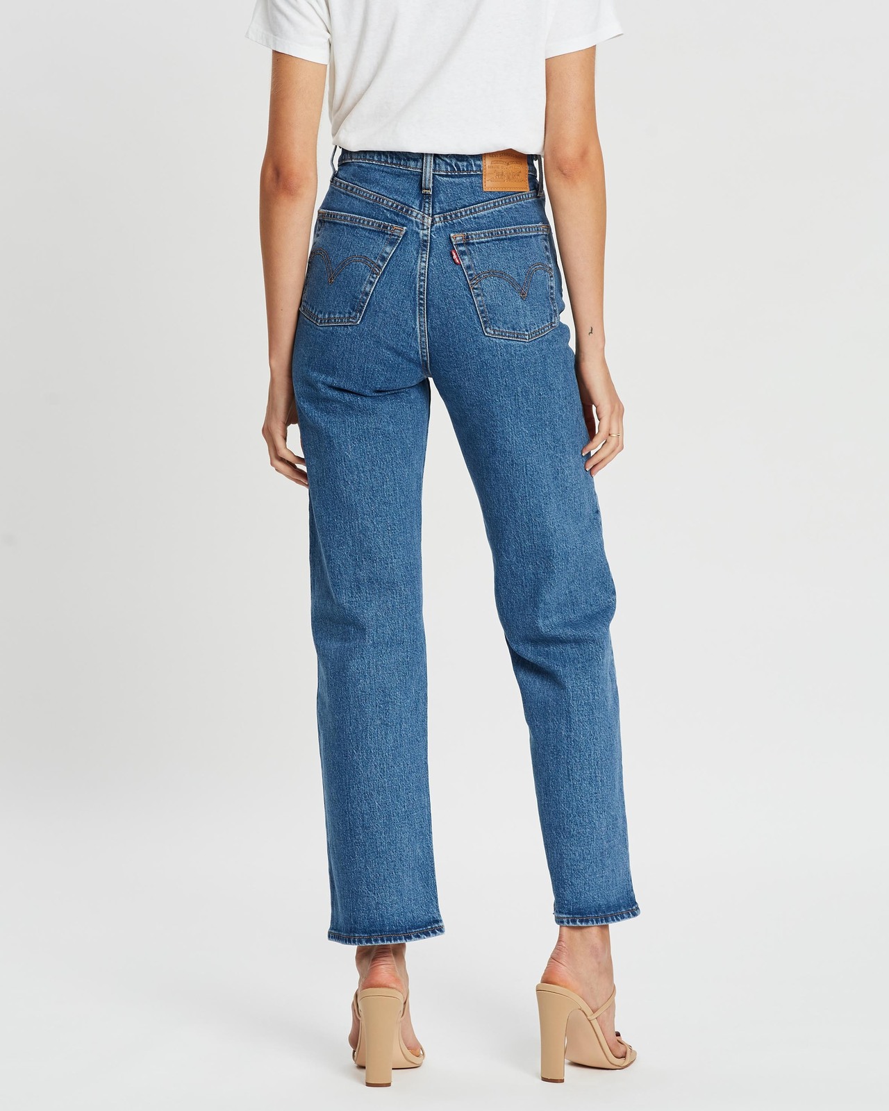 Ribcage Straight Ankle Jeans