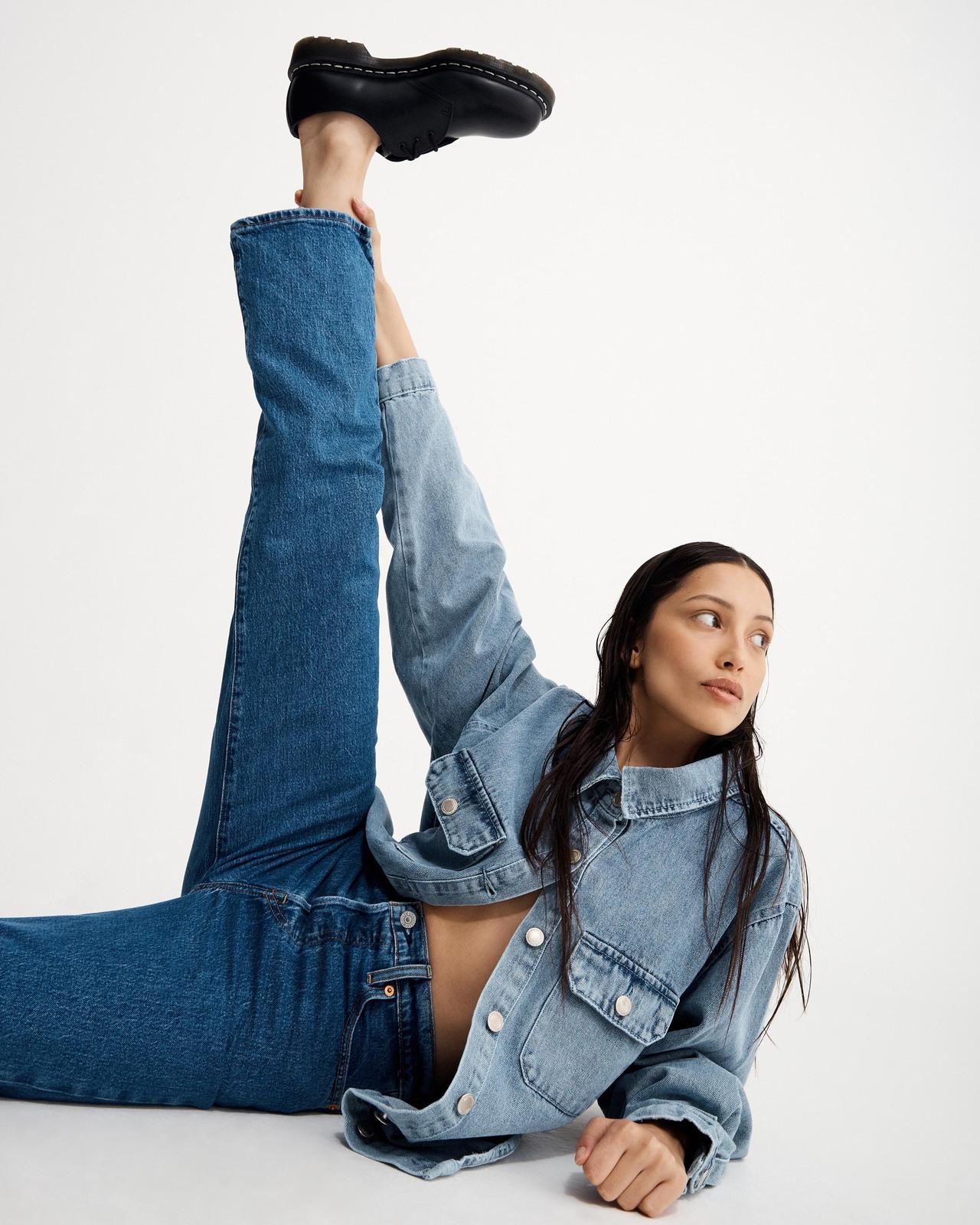 Ribcage Straight Ankle Jeans