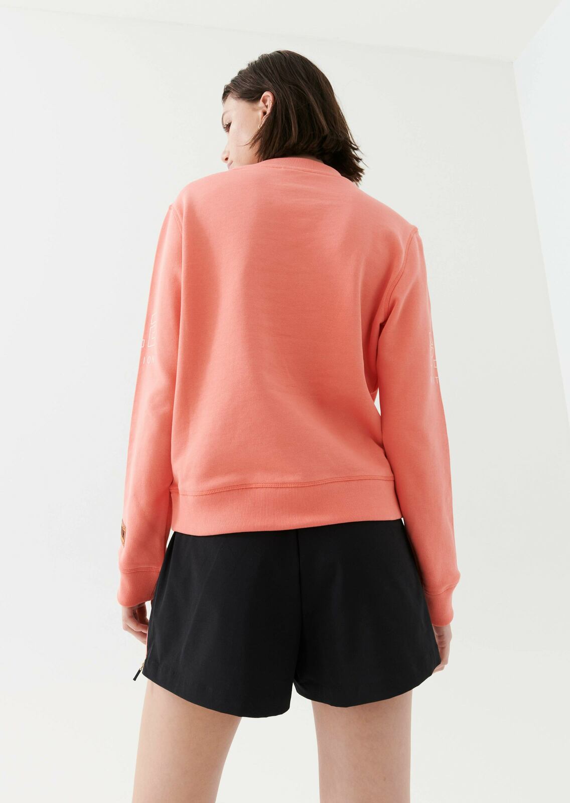 OUTRUN SWEAT IN PERSIMMON