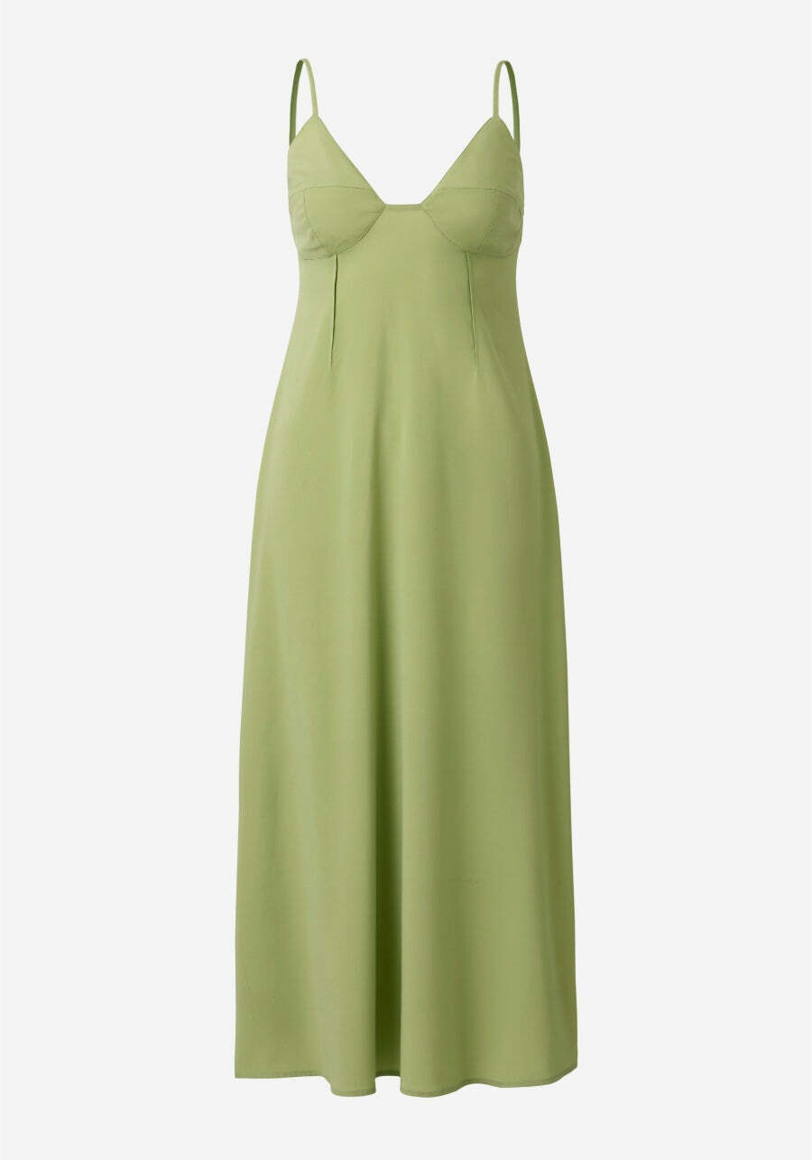 COURTESAN DRESS