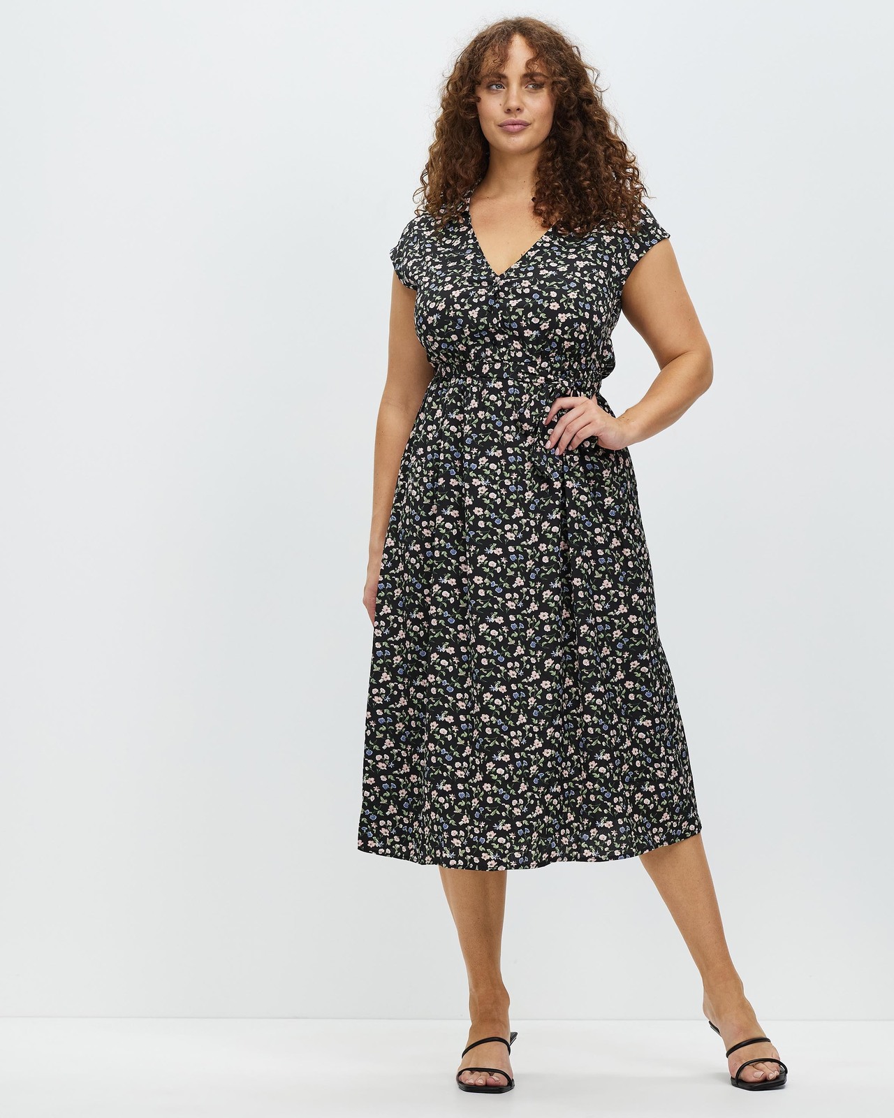 Aria Tie Maxi Dress