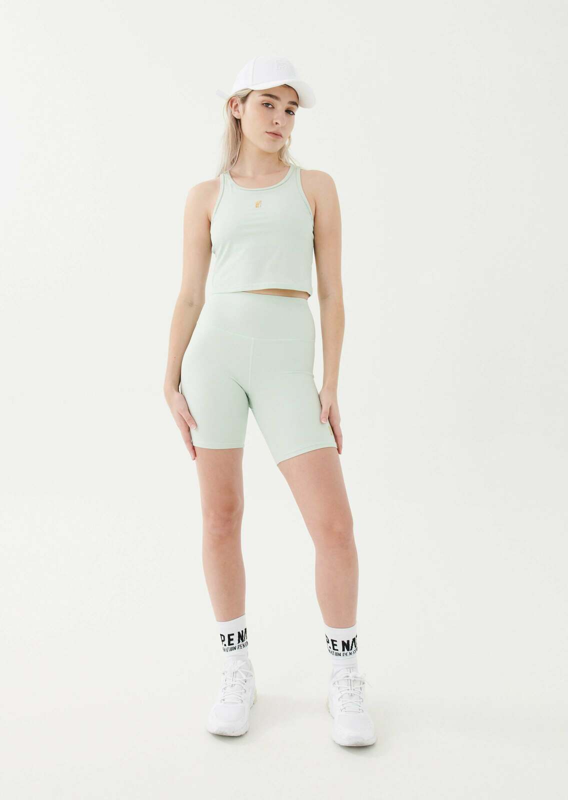 ALL AROUND TANK IN CELADON