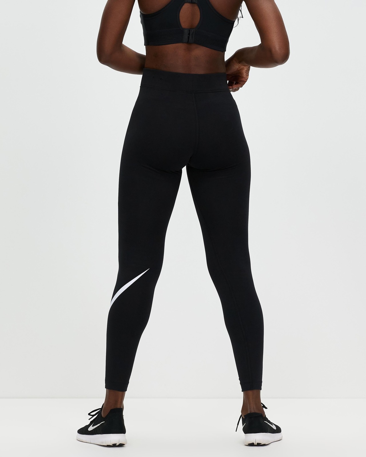 Essential Mid-Rise Swoosh Leggings Size S