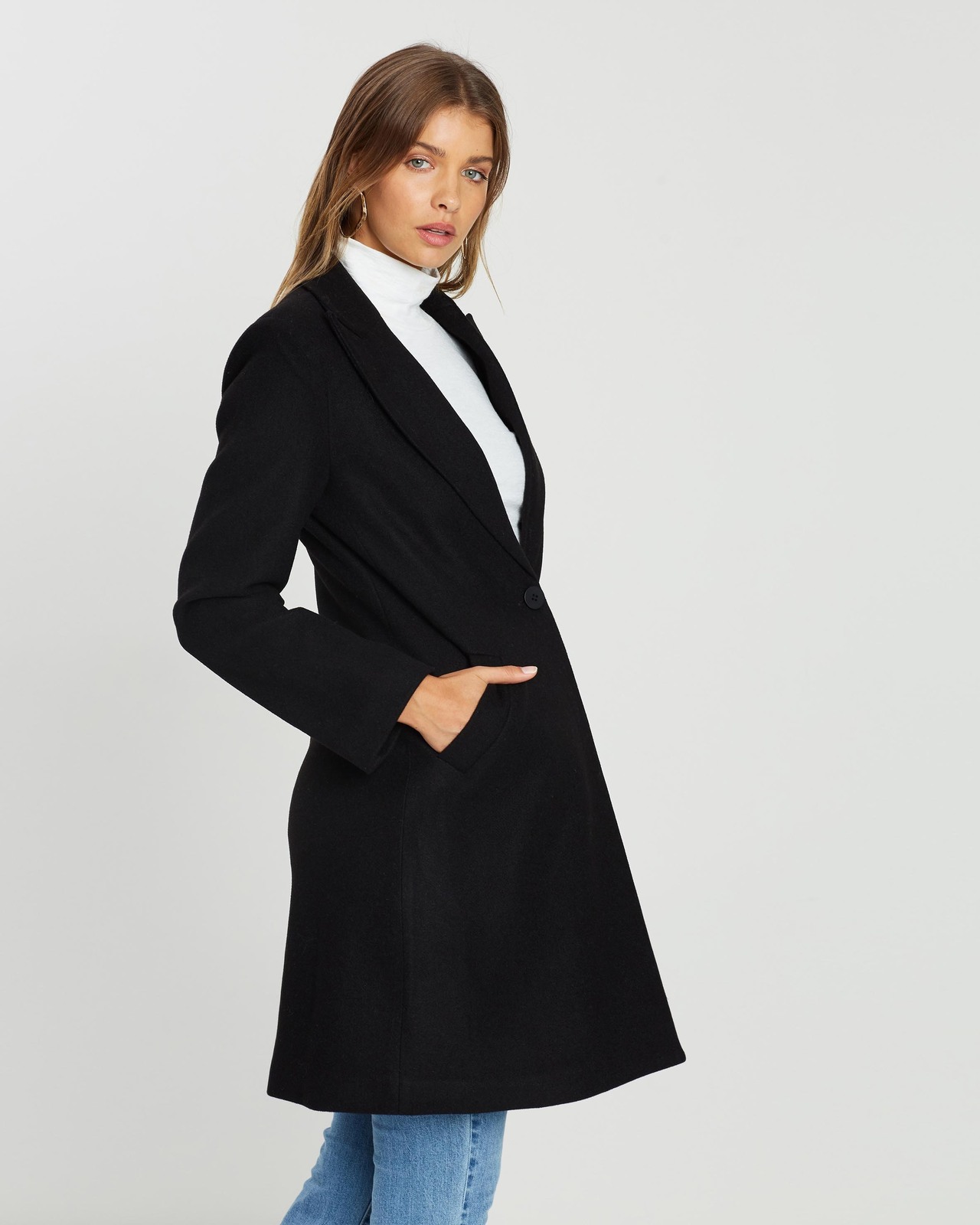 Valerie Coat