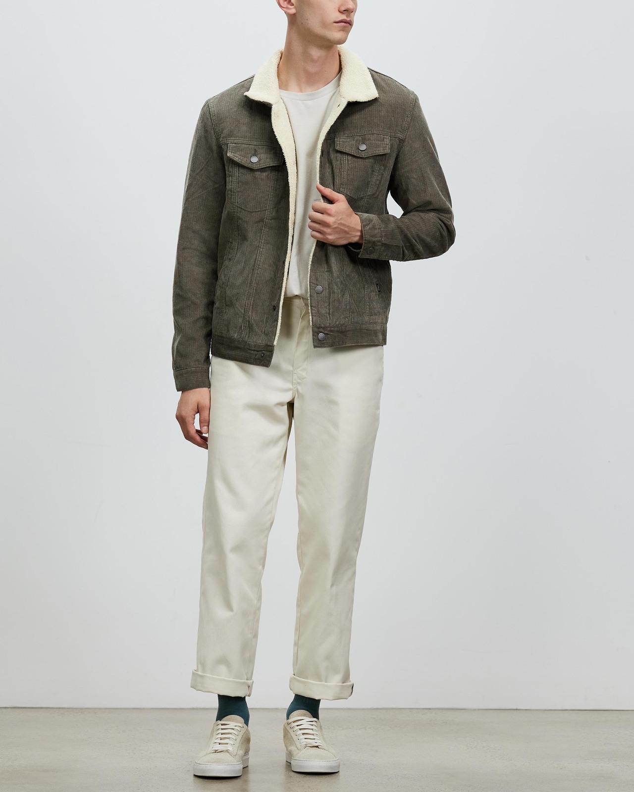 Sherpa Wanderer Corduroy Denim Jacket